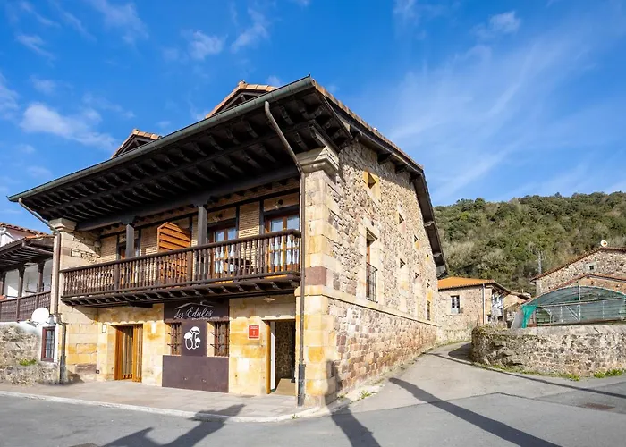 Apartamentos Los Edules